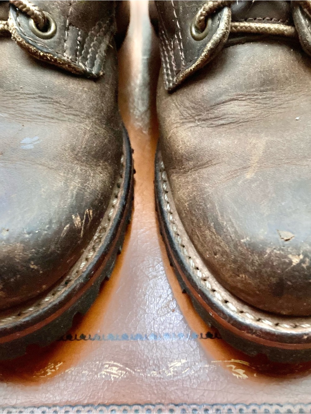 Frye Women's Logger Boots 8 - Picture 7 of 14